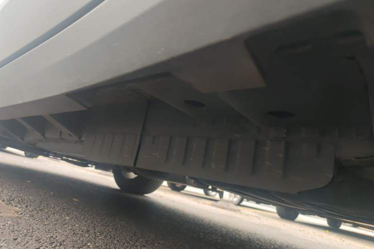 Used Cadillac XT5 2022 2.0T Two-Wheel Drive Luxury Version Chassis Rear Left