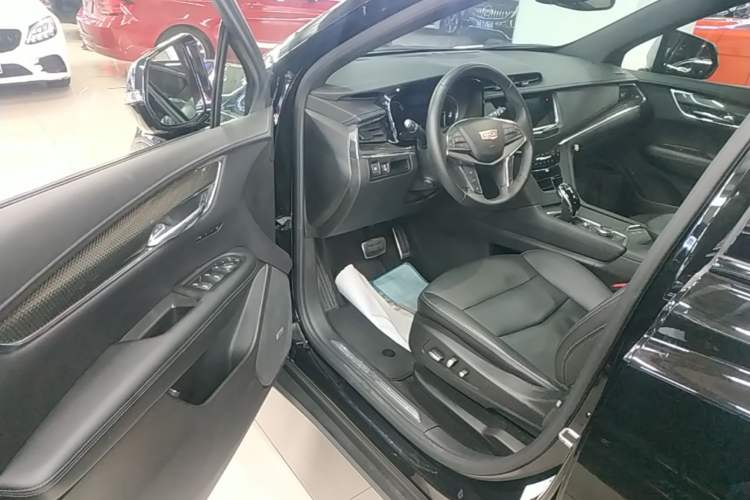 Used Cadillac XT5 2022 2.0T Four-Wheel Drive Premium Edition Driver Seat