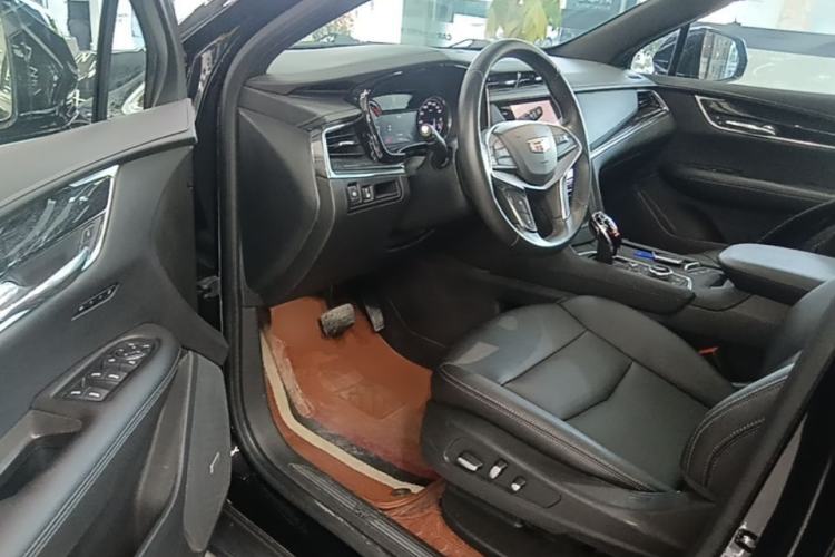 Used Cadillac XT5 2022 2.0T Two-Wheel Drive Luxury Version Driver Seat