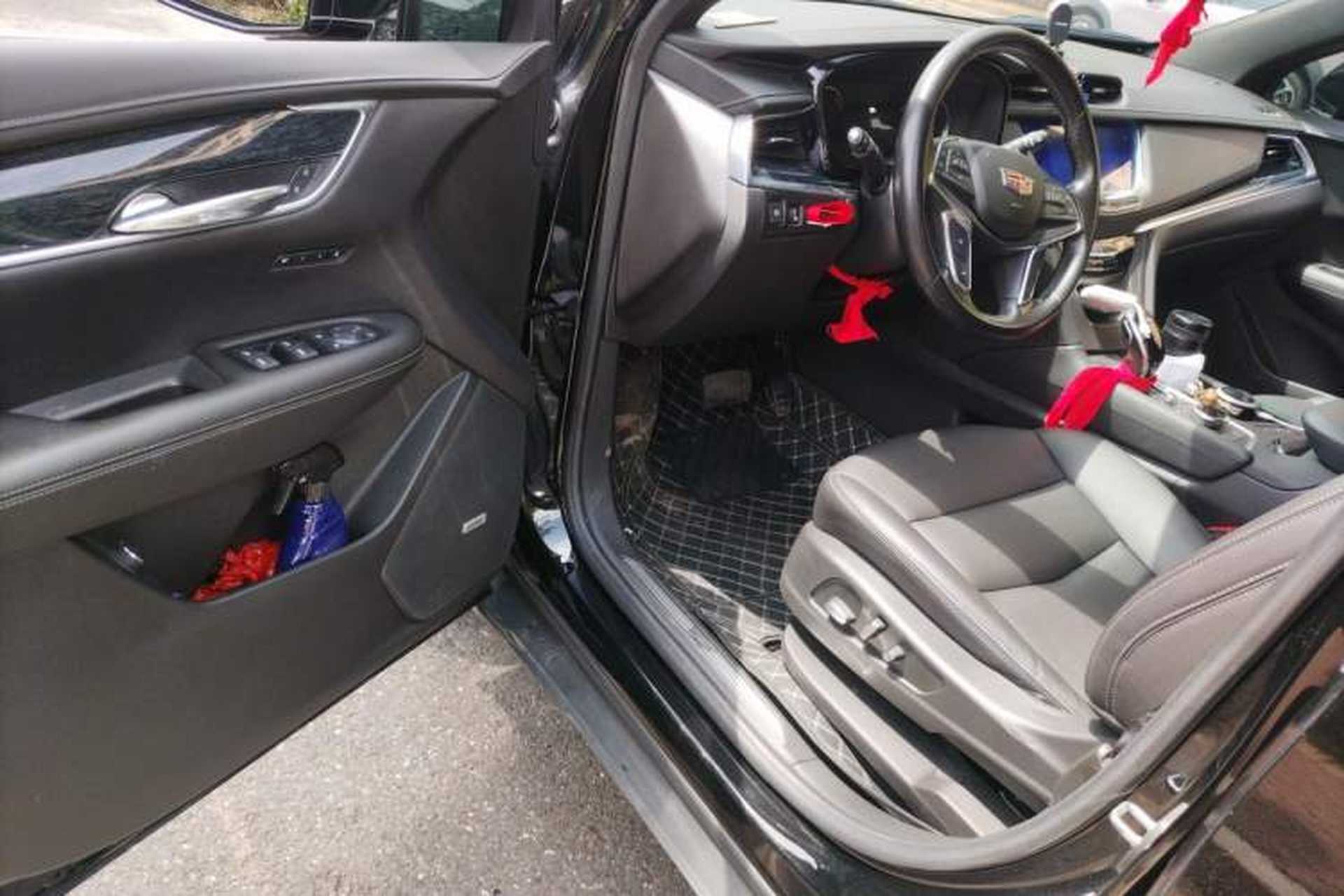 Used Cadillac XT5 2022 2.0T Two-Wheel Drive Luxury Version Driver Seat