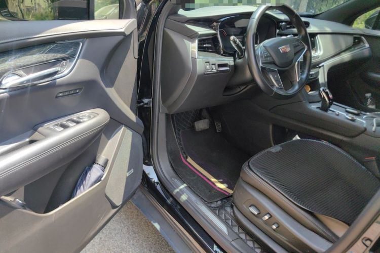 Used Cadillac XT5 2022 2.0T Two-Wheel Drive Luxury Version Driver Seat