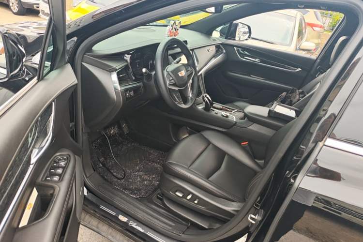 Used Cadillac XT5 2022 2.0T Two-Wheel Drive Luxury Version Driver Seat