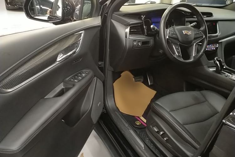 Used Cadillac XT5 2022 2.0T Four-Wheel Drive Premium Edition Driver Seat