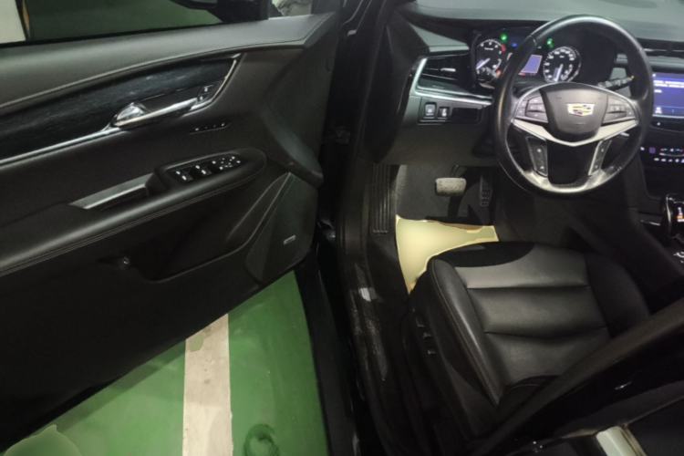 Used Cadillac XT5 2022 2.0T Two-Wheel Drive Luxury Version Driver Seat