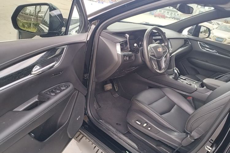 Used Cadillac XT5 2022 2.0T Two-Wheel Drive Luxury Version Driver Seat
