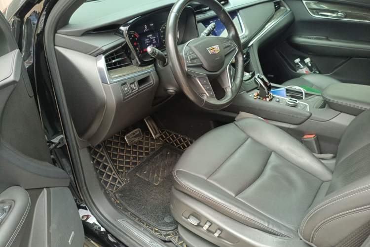 Used Cadillac XT5 2022 2.0T Four-Wheel Drive Luxury Version (Hummingbird Edition) Driver Seat