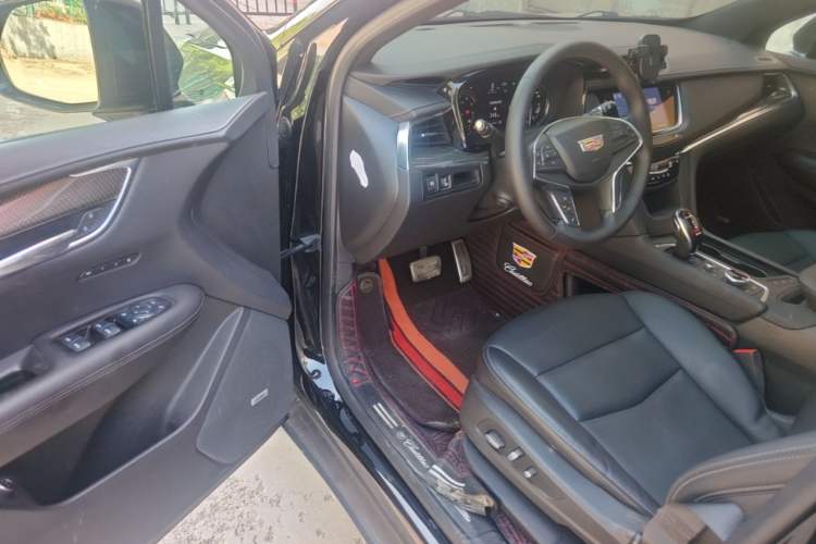 Used Cadillac XT5 2022 2.0T Four-Wheel Drive Luxury Version (Hummingbird Edition) Driver Seat