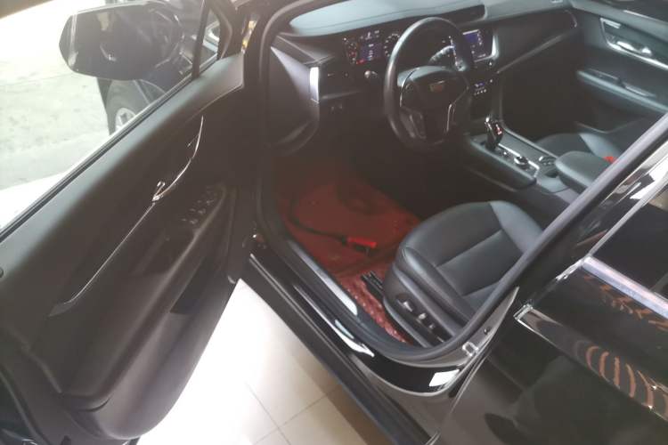 Used Cadillac XT5 2022 2.0T Two-Wheel Drive Luxury Version Driver Seat