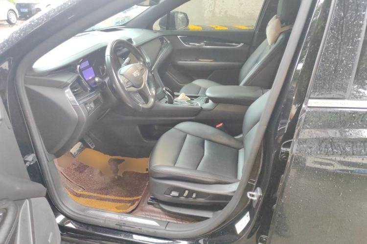 Used Cadillac XT5 2022 2.0T Two-Wheel Drive Luxury Version Driver Seat