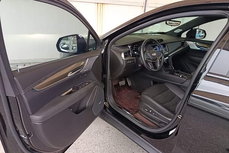 Used Cadillac XT5 2022 2.0T Four-Wheel Drive Platinum Edition Driver Seat