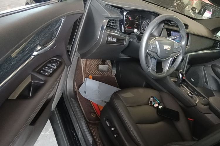 Used Cadillac XT5 2022 2.0T Two-Wheel Drive Luxury Version Driver Seat