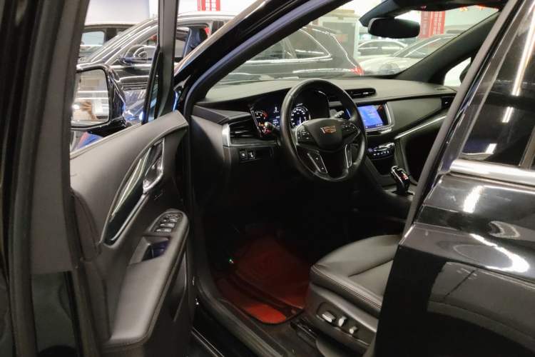 Used Cadillac XT5 2022 2.0T Two-Wheel Drive Luxury Version Driver Seat