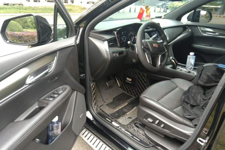 Used Cadillac XT5 2022 2.0T Four-Wheel Drive Premium Edition Driver Seat