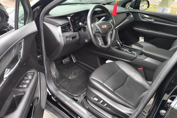 Used Cadillac XT5 2022 2.0T Four-Wheel Drive Luxury Version (Hummingbird Edition) Driver Seat