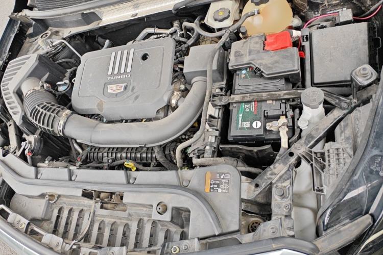 Used Cadillac XT5 2022 2.0T Four-Wheel Drive Luxury Version (Hummingbird Edition) Engine Bay