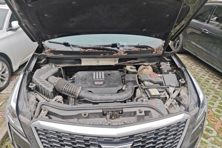 Used Cadillac XT5 2022 2.0T Two-Wheel Drive Luxury Version Engine Bay