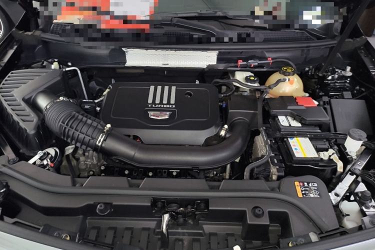 Used Cadillac XT5 2022 2.0T Two-Wheel Drive Luxury Version Engine Bay