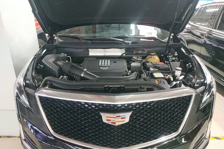 Used Cadillac XT5 2022 2.0T Four-Wheel Drive Premium Edition Engine Bay