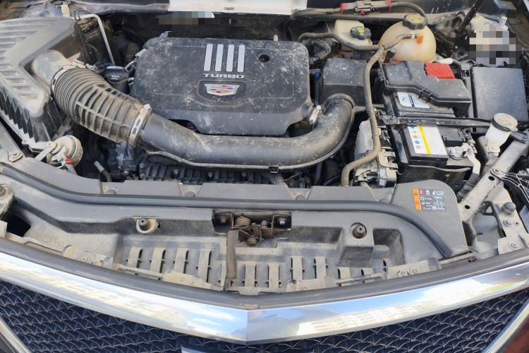 Used Cadillac XT5 2022 2.0T Four-Wheel Drive Luxury Version (Hummingbird Edition) Engine Bay