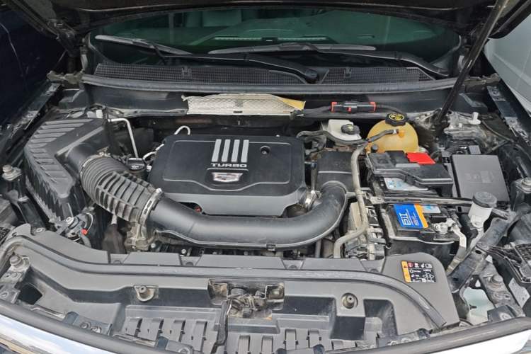 Used Cadillac XT5 2022 2.0T Four-Wheel Drive Luxury Version Engine Bay
