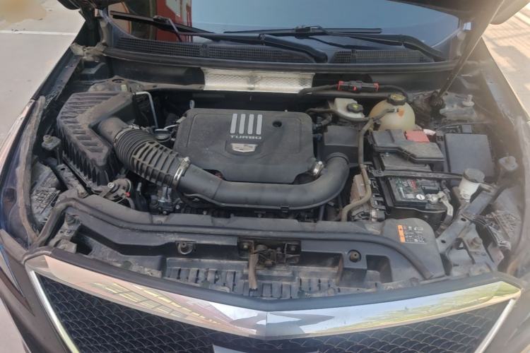 Used Cadillac XT5 2022 2.0T Four-Wheel Drive Luxury Version (Hummingbird Edition) Engine Bay