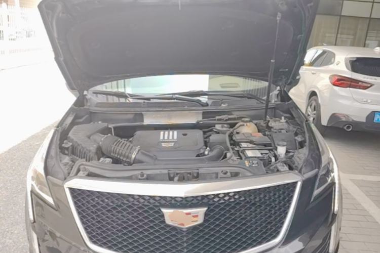 Used Cadillac XT5 2022 2.0T Four-Wheel Drive Platinum Edition Engine Bay