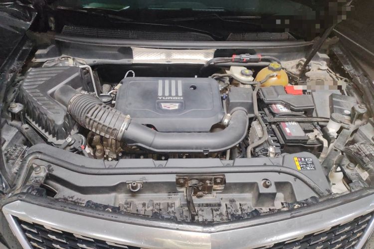 Used Cadillac XT5 2022 2.0T Two-Wheel Drive Luxury Version Engine Bay