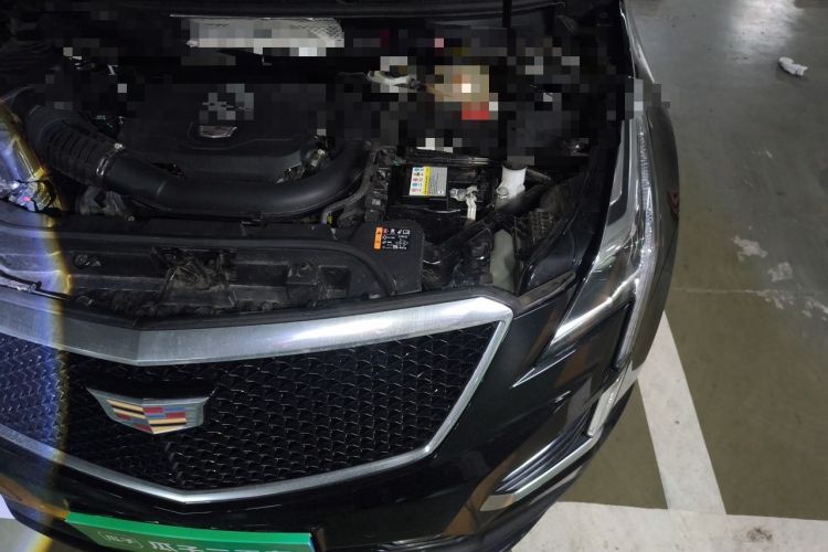 Used Cadillac XT5 2022 2.0T Four-Wheel Drive Premium Edition Engine Bay Left