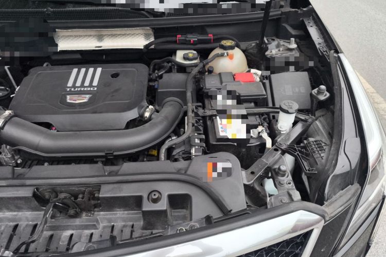 Used Cadillac XT5 2022 2.0T Four-Wheel Drive Luxury Version (Hummingbird Edition) Engine Bay Left