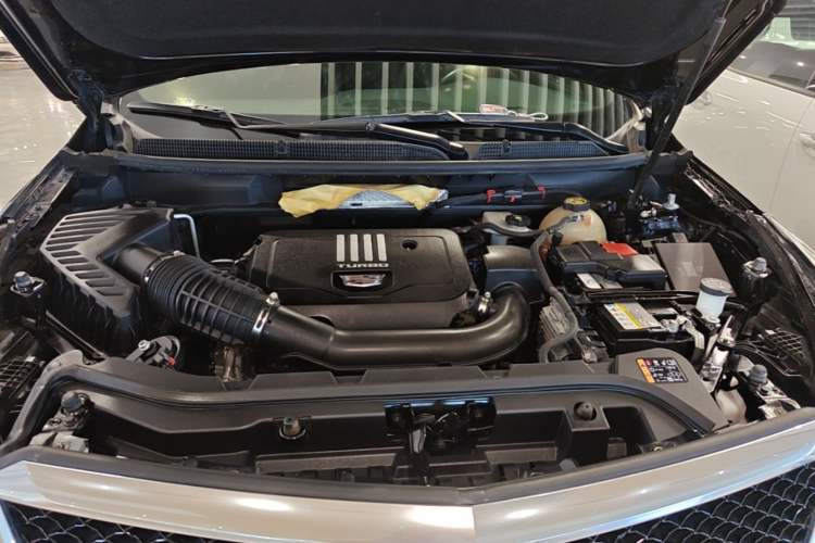 Used Cadillac XT5 2022 2.0T Four-Wheel Drive Premium Edition Engine Bay
