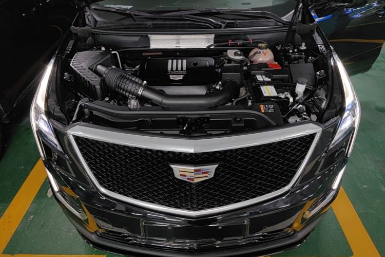 Used Cadillac XT5 2022 2.0T Four-Wheel Drive Luxury Version (Hummingbird Edition) Engine Bay