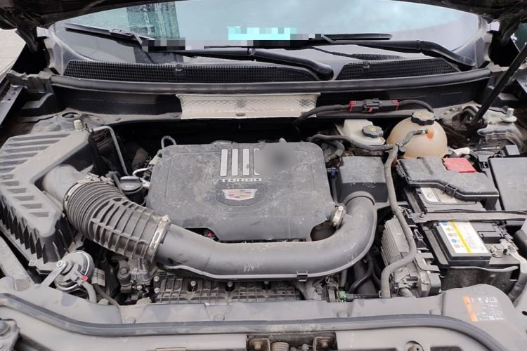 Used Cadillac XT5 2022 2.0T Four-Wheel Drive Luxury Version (Hummingbird Edition) Engine Bay