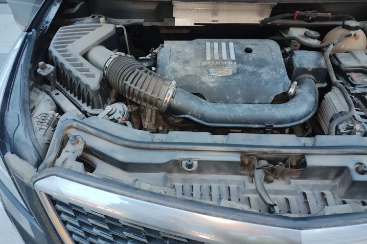 Used Cadillac XT5 2022 2.0T Two-Wheel Drive Luxury Version Engine Bay Right