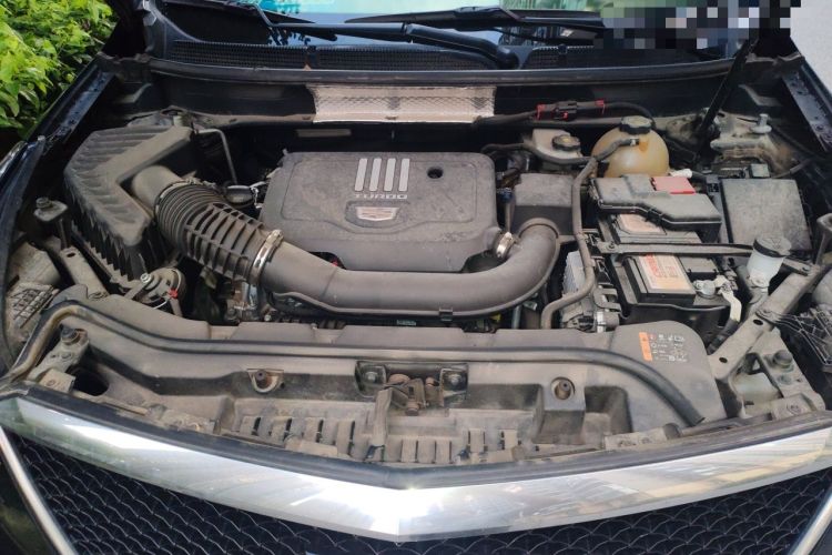 Used Cadillac XT5 2022 2.0T Four-Wheel Drive Luxury Version (Hummingbird Edition) Engine Bay