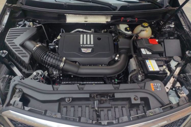 Used Cadillac XT5 2022 2.0T Four-Wheel Drive Luxury Version (Hummingbird Edition) Engine Bay