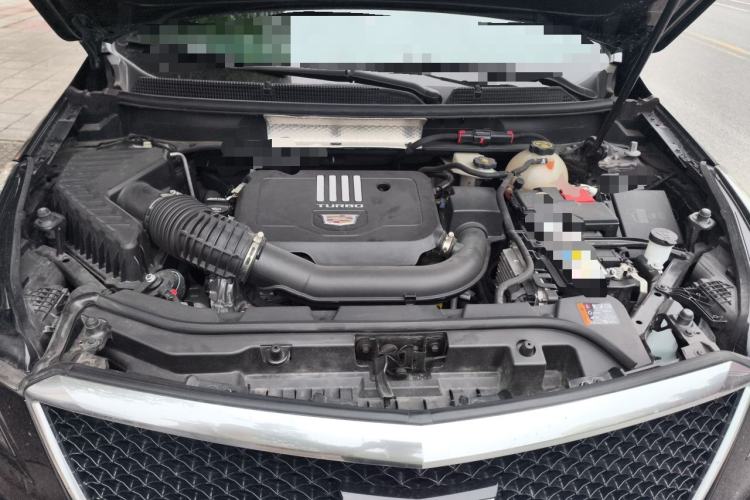 Used Cadillac XT5 2022 2.0T Four-Wheel Drive Luxury Version (Hummingbird Edition) Engine Bay