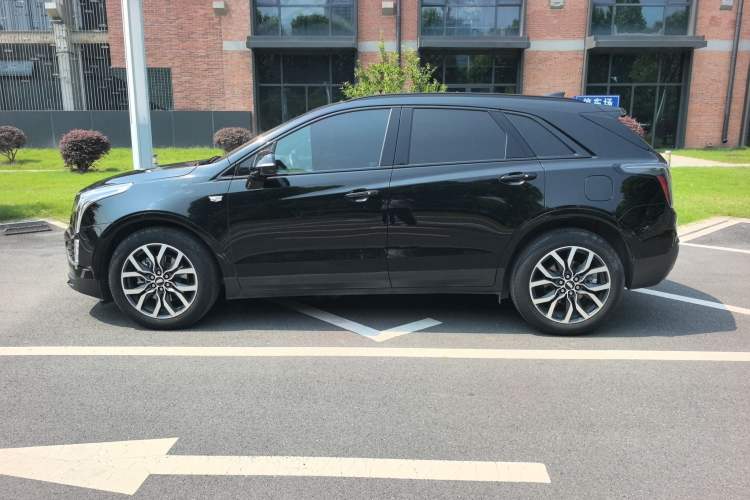Used Cadillac XT5 2022 2.0T Four-Wheel Drive Luxury Version (Hummingbird Edition) Exterior 1
