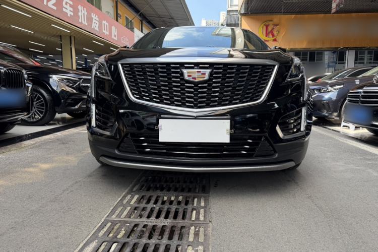 Used Cadillac XT5 2022 2.0T Two-Wheel Drive Luxury Version Exterior 2