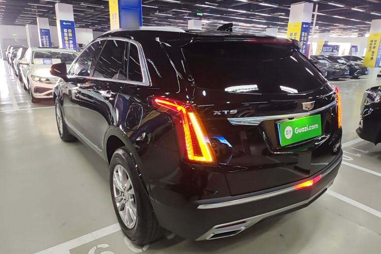 Used Cadillac XT5 2022 2.0T Two-Wheel Drive Luxury Version Exterior 2
