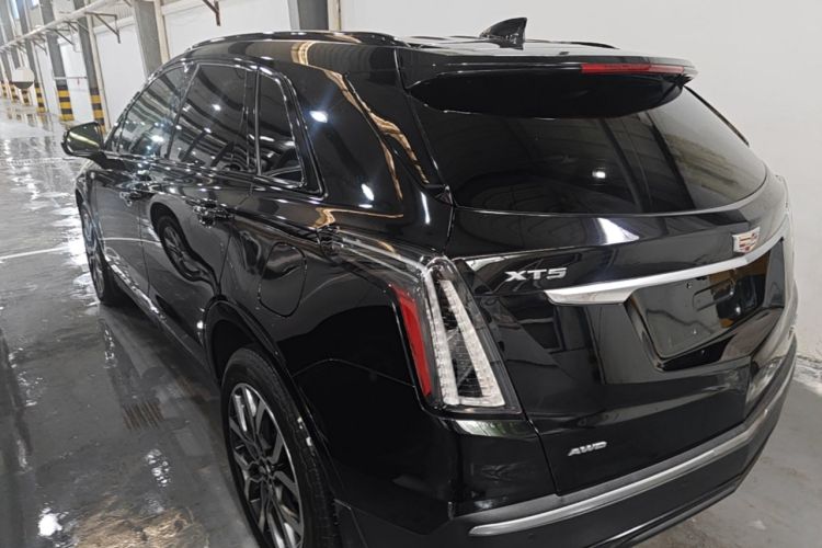 Used Cadillac XT5 2022 2.0T Four-Wheel Drive Luxury Version (Hummingbird Edition) Exterior 2