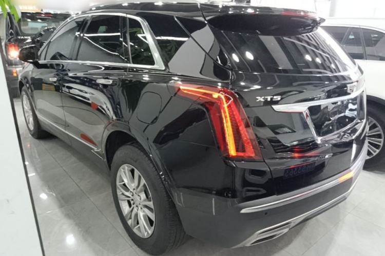 Used Cadillac XT5 2022 2.0T Two-Wheel Drive Luxury Version Exterior 2