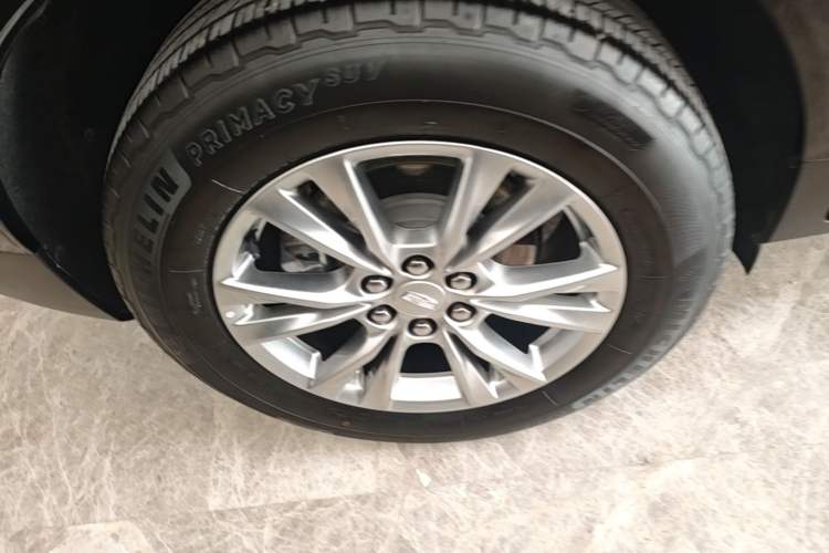 Used Cadillac XT5 2022 2.0T Two-Wheel Drive Luxury Version Exterior 3