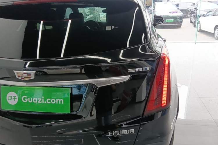 Used Cadillac XT5 2022 2.0T Two-Wheel Drive Luxury Version Exterior 3