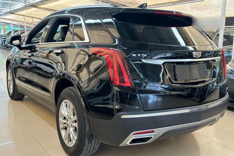 Used Cadillac XT5 2022 2.0T Two-Wheel Drive Luxury Version Exterior 3
