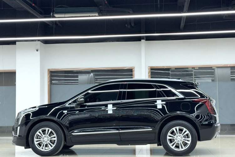 Used Cadillac XT5 2022 2.0T Two-Wheel Drive Luxury Version Exterior 3