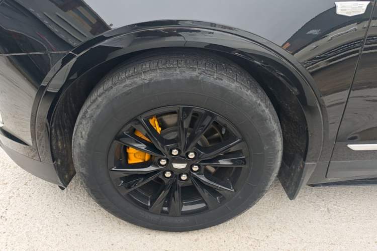 Used Cadillac XT5 2022 2.0T Two-Wheel Drive Luxury Version Exterior 4