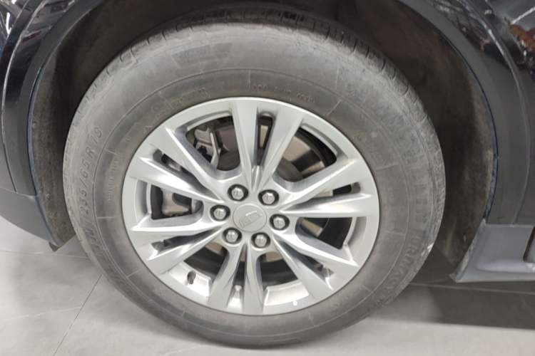 Used Cadillac XT5 2022 2.0T Two-Wheel Drive Luxury Version Exterior 4