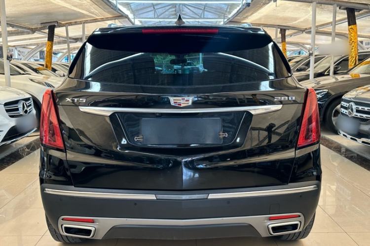 Used Cadillac XT5 2022 2.0T Two-Wheel Drive Luxury Version Exterior 4