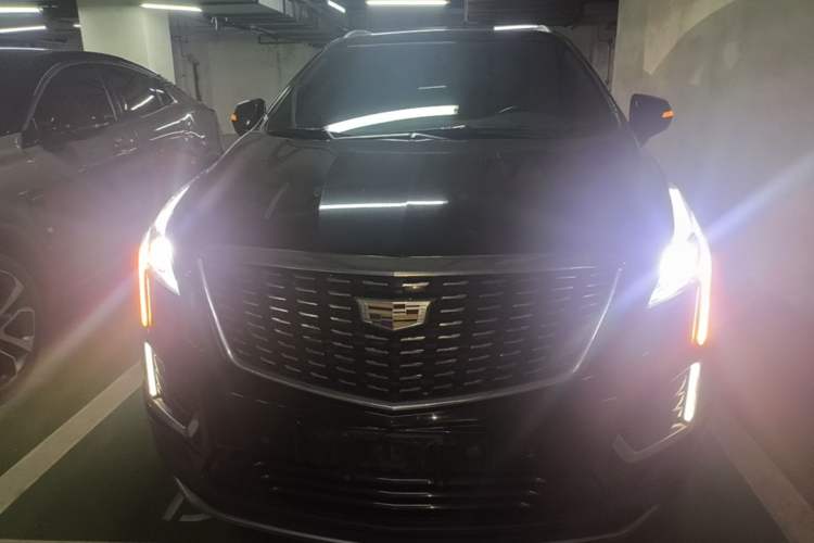 Used Cadillac XT5 2022 2.0T Two-Wheel Drive Luxury Version Front