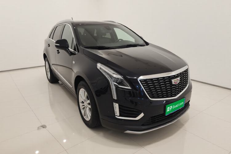 Used Cadillac XT5 2022 2.0T Two-Wheel Drive Luxury Version Front Right 45 Deg